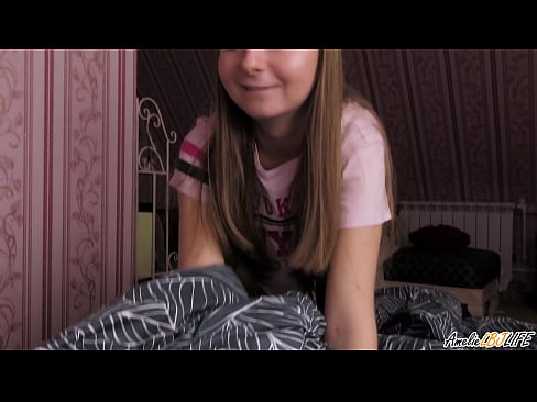 ❤️ Blondie onun BFF-ni dərindən sorur və ağzına boşaldır ❤ Super porno pornoda az.porn-milf-300.ru ️❤